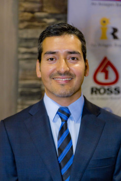 Dr. Rodrigo Espinosa