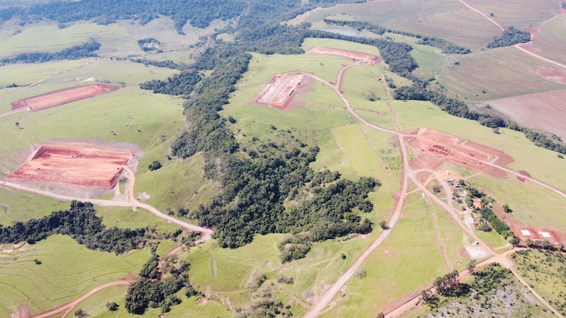 Nova granja de bisavós da Aviagen no Brasil segue em ritmo acelerado
