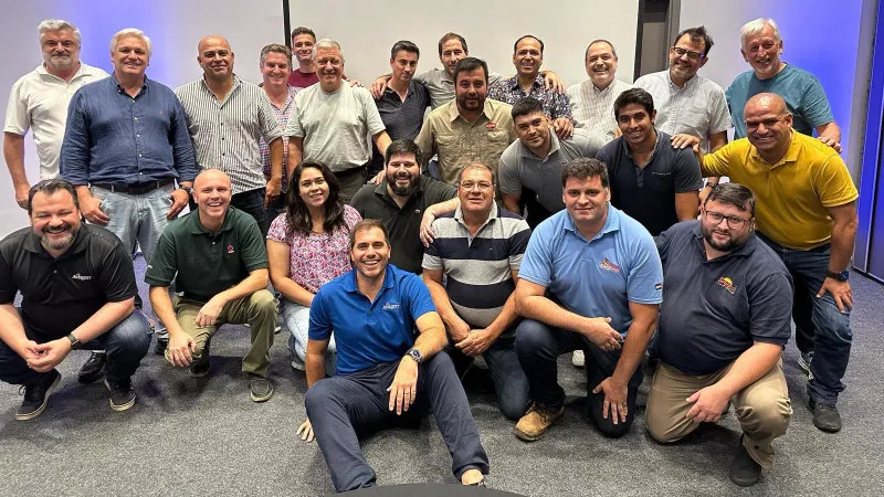 “Tour Pollo de Engorde Paraguay” de Aviagen fortalece  colaboración regional e intercambio de conocimiento