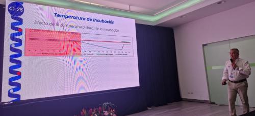 Guillermo Reyes speaks at Livestock Congress in Costa Rica