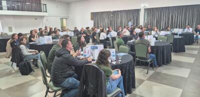 Grupo Pluma employees at In-Company Connection program
