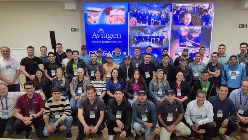 Conexão Aviagen In Company fortalece parceria com a Avícola Pato Branco em evento técnico