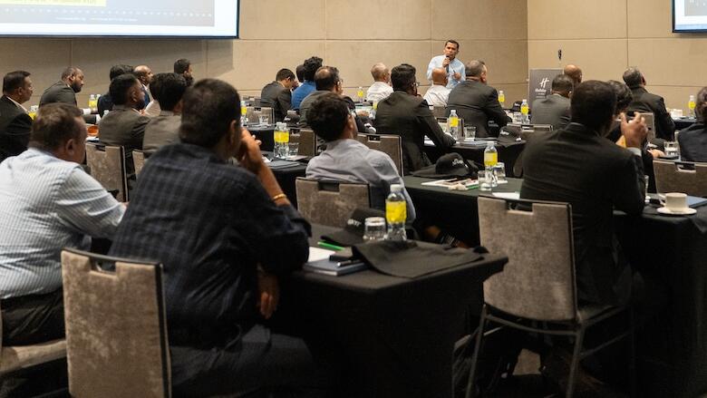 Pussalla and Ross Help Sri Lankan Producers Maximize Ross 308 Chick Output